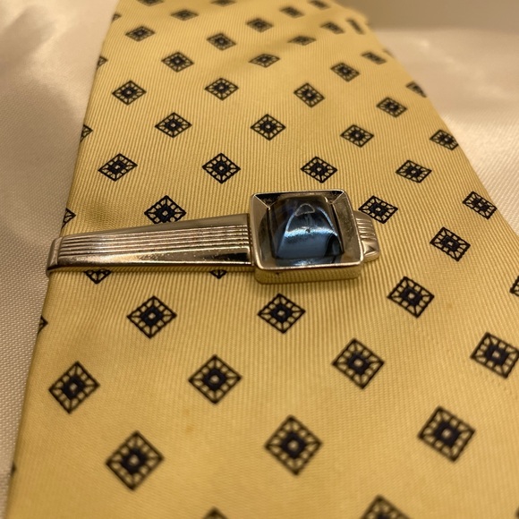 Cuisinart Other - Vintage Mid-century Silver Tone Tie Clip Bold Square Blue Stone Retro Gentlemen